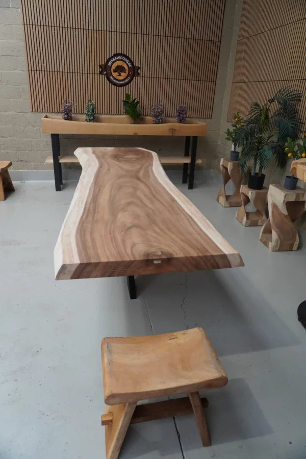 Table en bois de suar massif - L300cm L86/90cm – Image 4