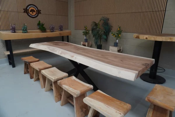Table en bois de suar massif - L300cm L86/90cm – Image 13