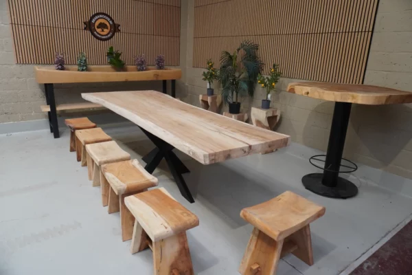 Table en bois de suar massif - L300cm L85/112cm – Image 17