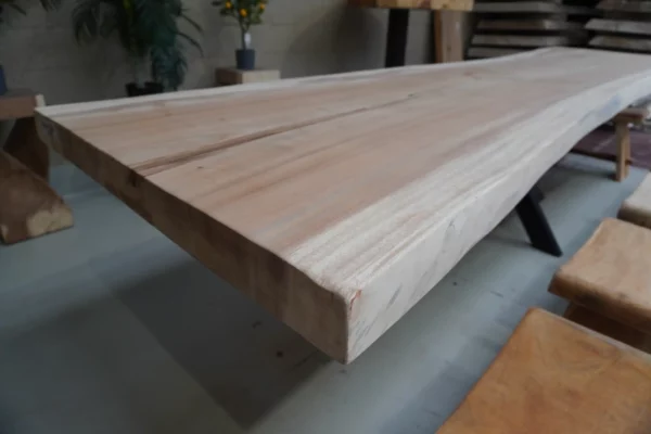 Table en bois de suar massif - L350cm L84/95cm – Image 9