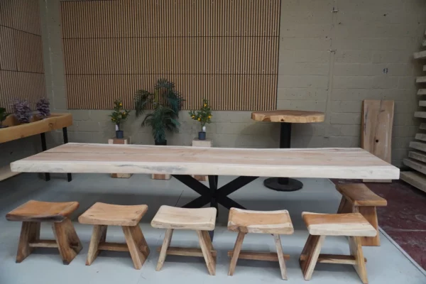 Table en bois de suar massif - L350cm L84/95cm – Image 17