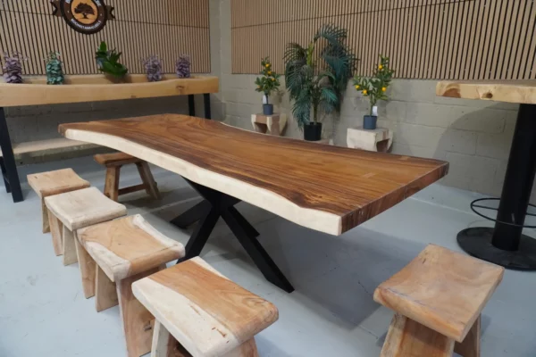 Table en bois de suar massif - L250cm W90/100cm – Image 6