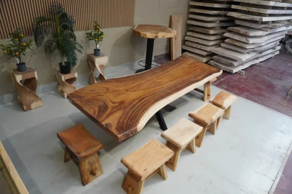 Table en bois de suar massif - L250cm W90/100cm – Image 9
