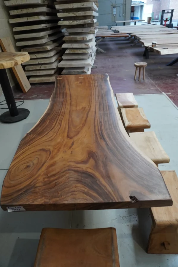 Table en bois de suar massif - L250cm W90/100cm – Image 10