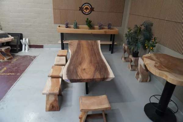Table en bois de suar massif - L240cm L93/105cm – Image 4