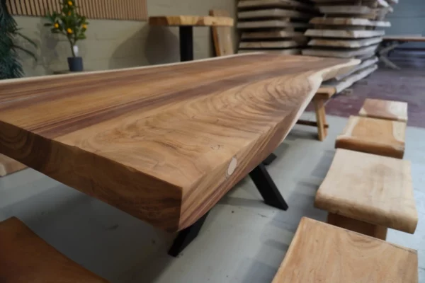 Table en bois de suar massif - L240cm L93/105cm – Image 13