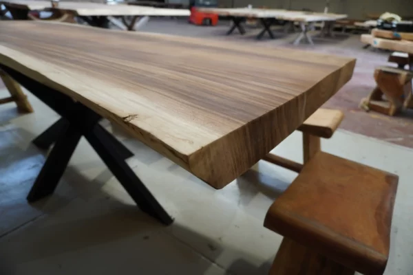 Table en bois de suar massif - L240cm L93/105cm – Image 14